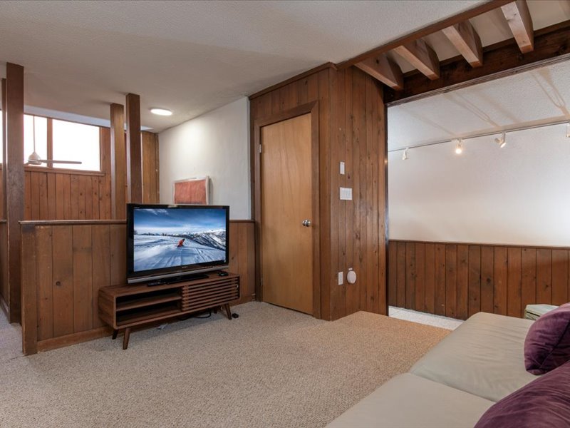 42-19 Middle Ridge Rd Stratton VT 10-20-24 JHULLPHOTO-43